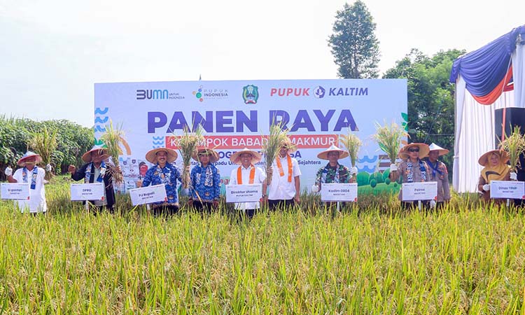 PANEN RAYA yang digelar di Dusun Babadan, Desa Kepuhrejo, Kecamatan Takeran, Kabupaten Magetan, Jawa Timur.