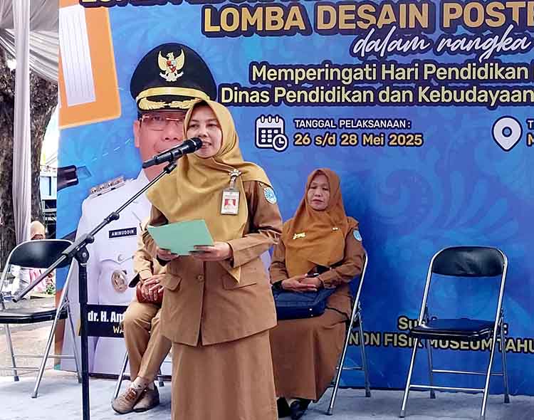 Dr. Siti Romlah, S.Si., M.Pd.&nbsp;Kepala Disdikbud Kota Probolinggo