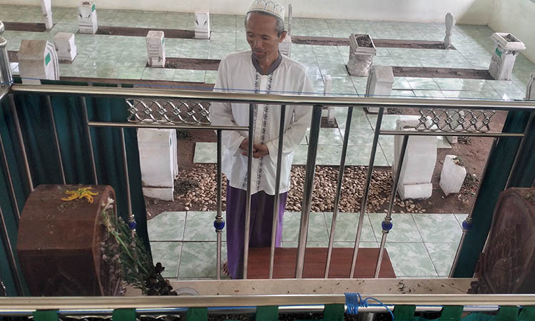 KERAMAT: Selain makam Mbah Syarief, ada pula makam Mbah Wareng yang juga dikeramatkan. Konon, ia merupakan orang yang dikenal sakti dan memiliki karomah.