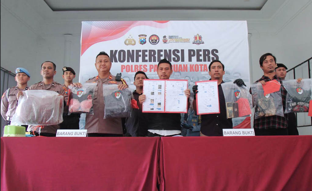 DISITA: Barang bukti yang diamankan polisi dari tersangka pembunuhan Sulikhati.