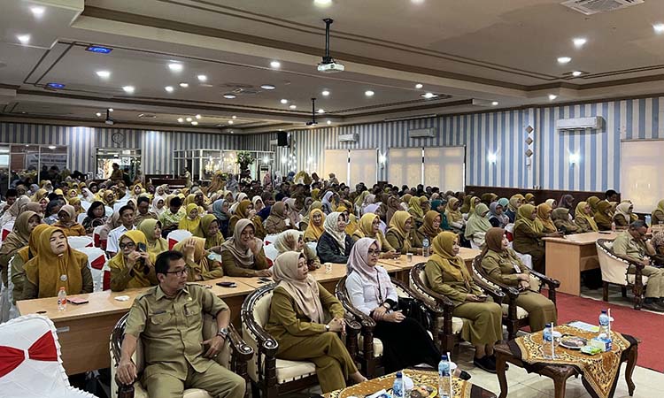 TRAINING : Kegiatan ToT Kepala Sekolah se-Kota Probolinggo kolaborasi dengan TPAKD Kota Probolinggo.