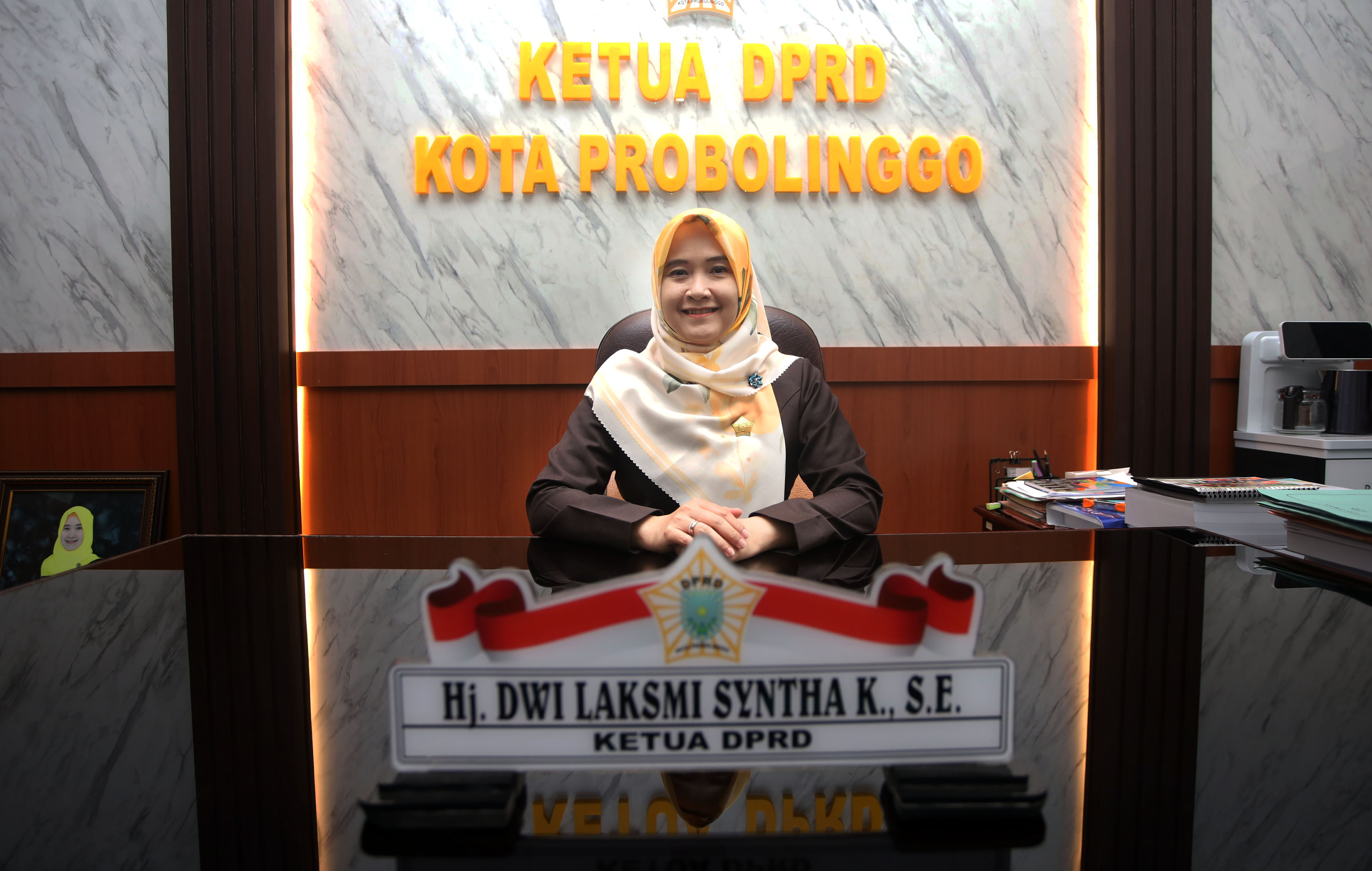 Ketua DPRD Kota Probolinggo Hj. Dwi Laksmi Syntha Kusumawardhani, S.E.