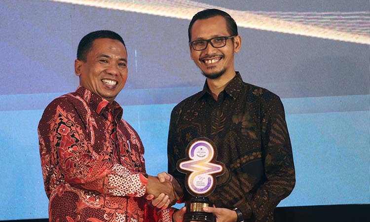 Perwakilan Indonesia Power Grati saat menerima penghargaan RBA 2025.