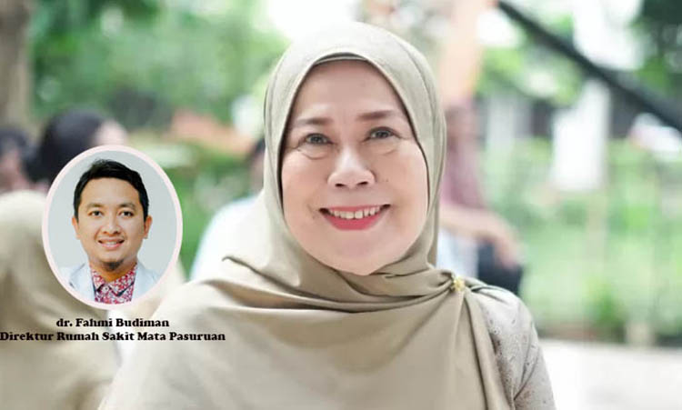 BUTUH PENANGANAN: Artis Dewi Yull yang dikabarkan tengah mengalami ablasio retina pada mata kanannya.