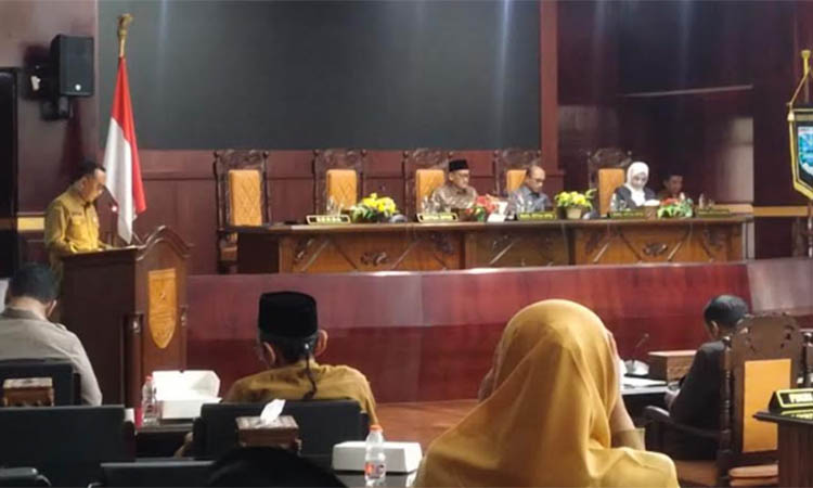 BAHAS ANGGARAN: Suasana rapat KUA-PPAS di DPRD Kabupaten Probolinggo beberapa waktu lalu.