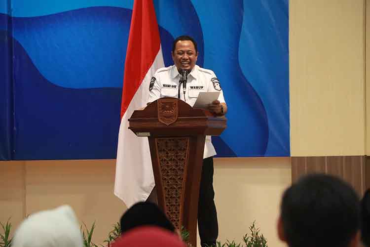 APRESIASI: Wakil Bupati Probolinggo Lora Fahmi AHZ mengapresiasi capaian kinerja Perumdam Tirta Argapura Kabupaten Probolinggo.