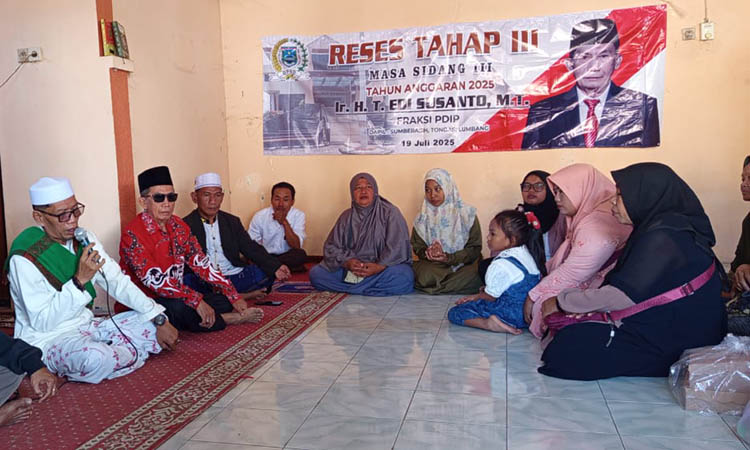 RESES: Ir. H. Edi Susanto, MT saat menggelar reses di dapilnya yakni Sumberasih, Tongas dan Lumbang saat reses tahap III masa sidang III tahun 2025.