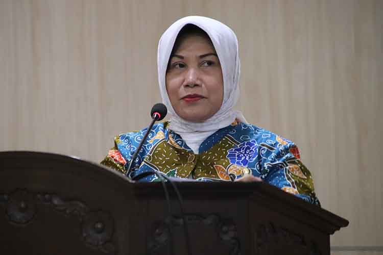 ARAHAN: Sekda Kota Probolinggo drg. Ninik Ira Wibawati menyampaikan arahan mewakili Wakil Wali Kota Probolinggo Dwi Ina Lestari.