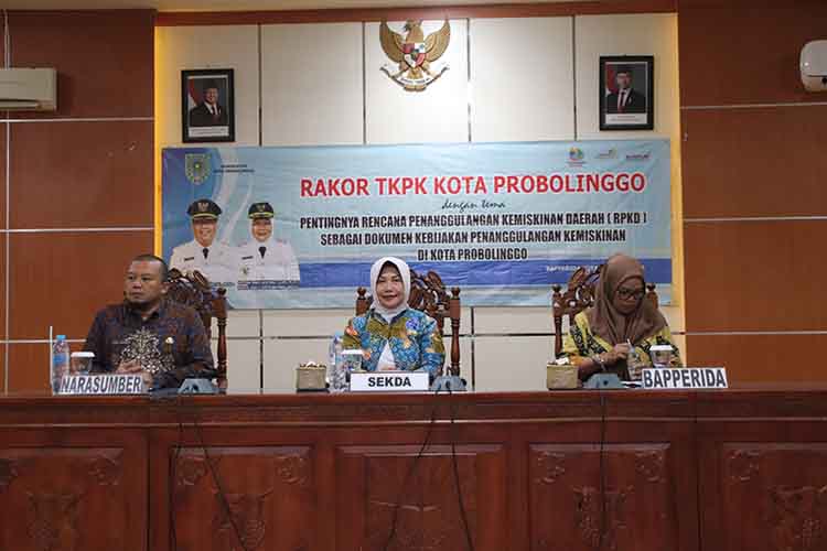 RAKOR: Bapperida Kota Probolinggo menggelar Rakor TKPK 2025 di Ruang Puri Manggala Bhakti Kantor Wali Kota Probolinggo, Kamis (31/7).