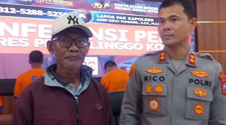 KORBAN: Basori, warga Kecamatan Sumberasih, Kabupaten Probolinggo, yang motornya dicuri saat ia singgah di warung kopi menghadiri acara pers rilis di Ruang Rupatama Mapolres Probolinggo Kota, Kamis (3