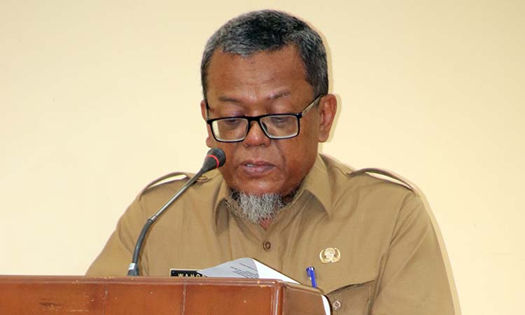 LAPORAN: Kepala Disperpursip Kota Probolinggo Wahono Arifin saat menyampaikan laporan.