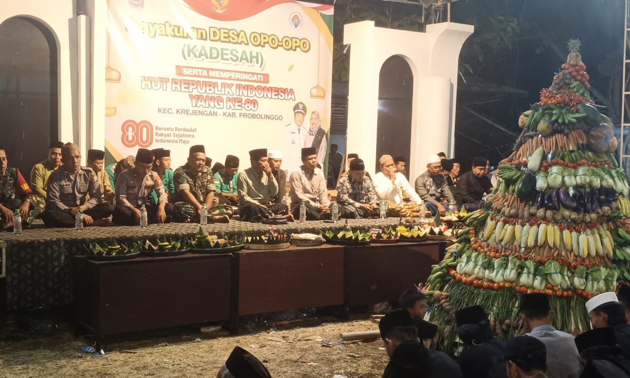 TASYAKURAN: Pemerintah Desa Opo-Opo menggelar Kadesa dan Perayaan HUT Kemerdekaan ke-80 RI, beberapa waktu lalu.