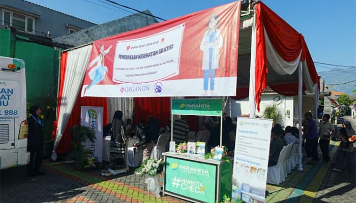 Pemeriksaan kesehatan gratis dari PT Organon memperingati 50 tahun berdirinya perusahaan di Indonesia. (Moch. Rizky Pratama Putra/JawaPos.com)
