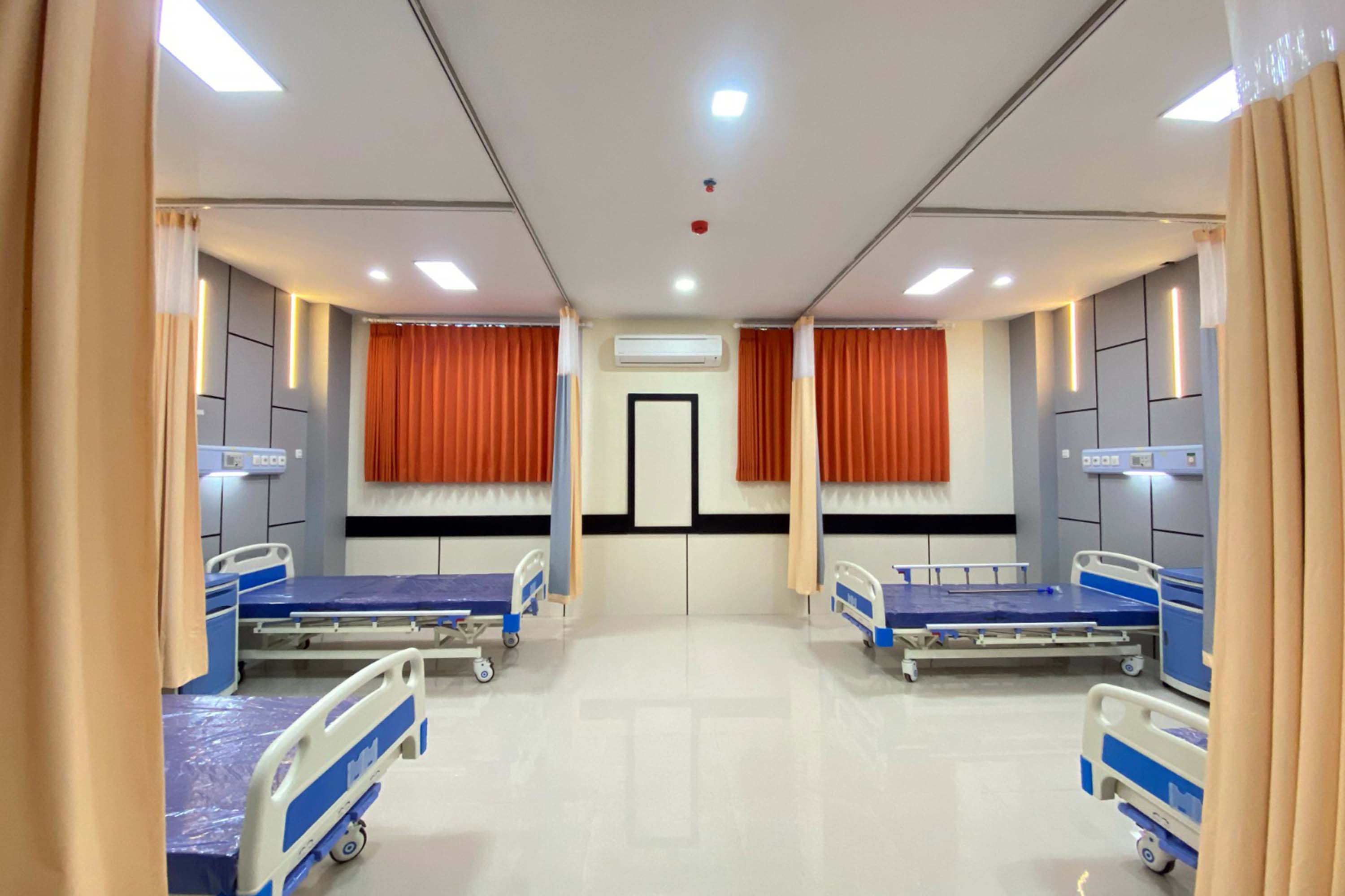 SESUAI STANDAR: RSU Amanah mengoperasikan gedung baru yang memiliki kamar rawat inap standar BPJS (standar JKN). Setiap kamar hanya ada dua kelas, yaitu kelas A dan B, ditambah kelas VIP dan VVIP.