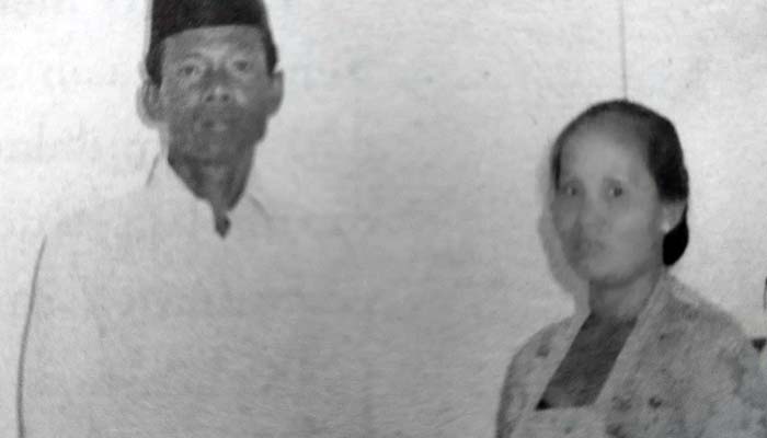 Kedua orang tua Buchori Ersad dan Nalik.