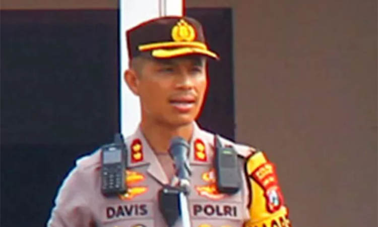 Kapolres Pasuruan Kota AKBP Davis Busin Siswara