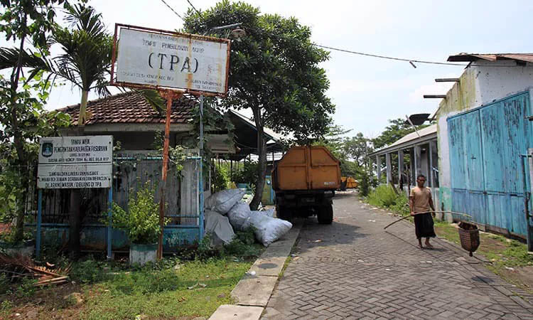 TAK BERFUNGSI: Keberadaan TPA Kenep, Kecamatan Beji yang sampai saat ini, tak kunjung dimanfaatkan. Rencana untuk menjadikannya sebagai RTH, mengambang.