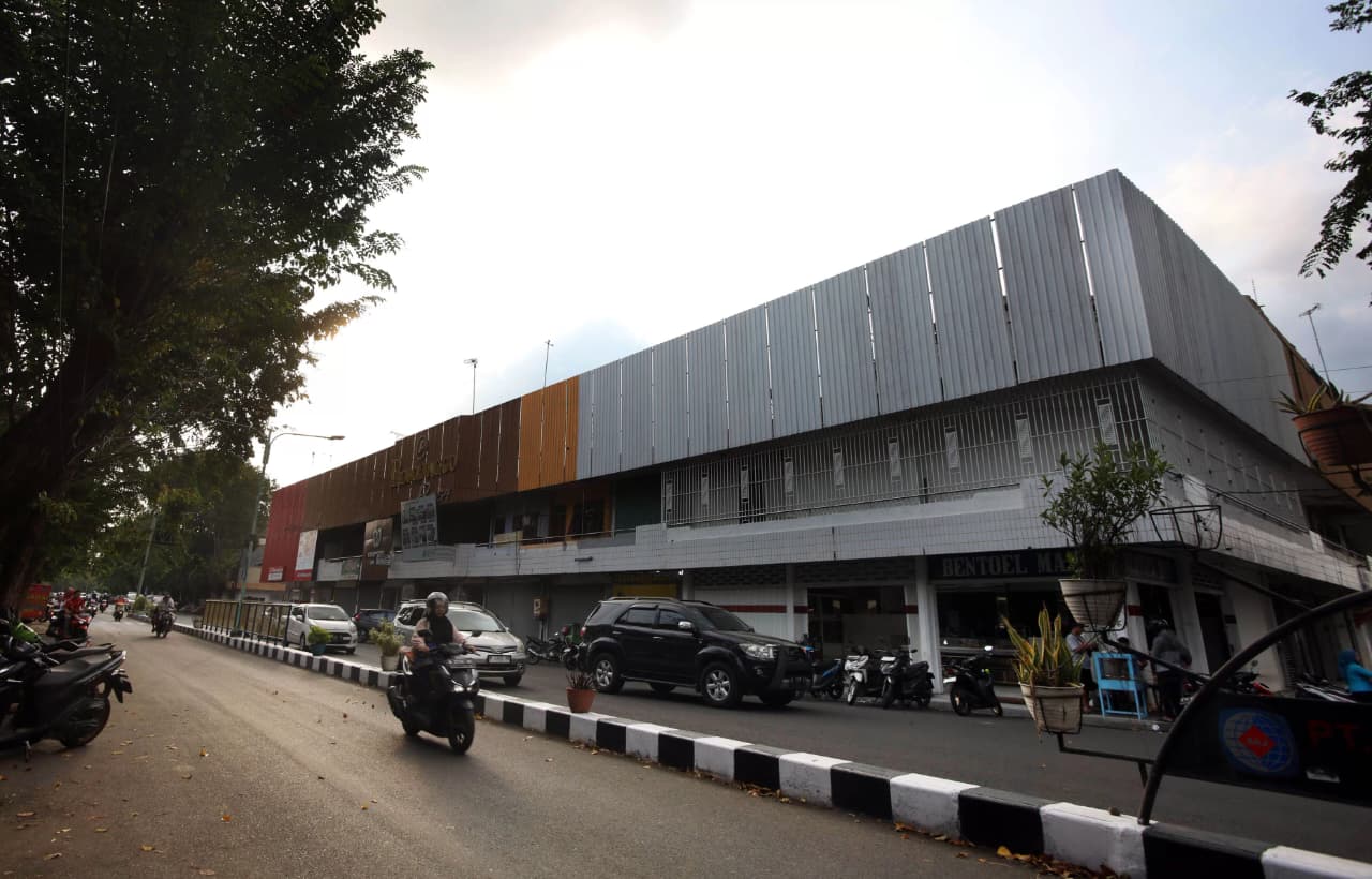 Probolinggo Plaza yang kini dikelola pihak ketiga. (Arif Mashudi/ Radar Bromo)