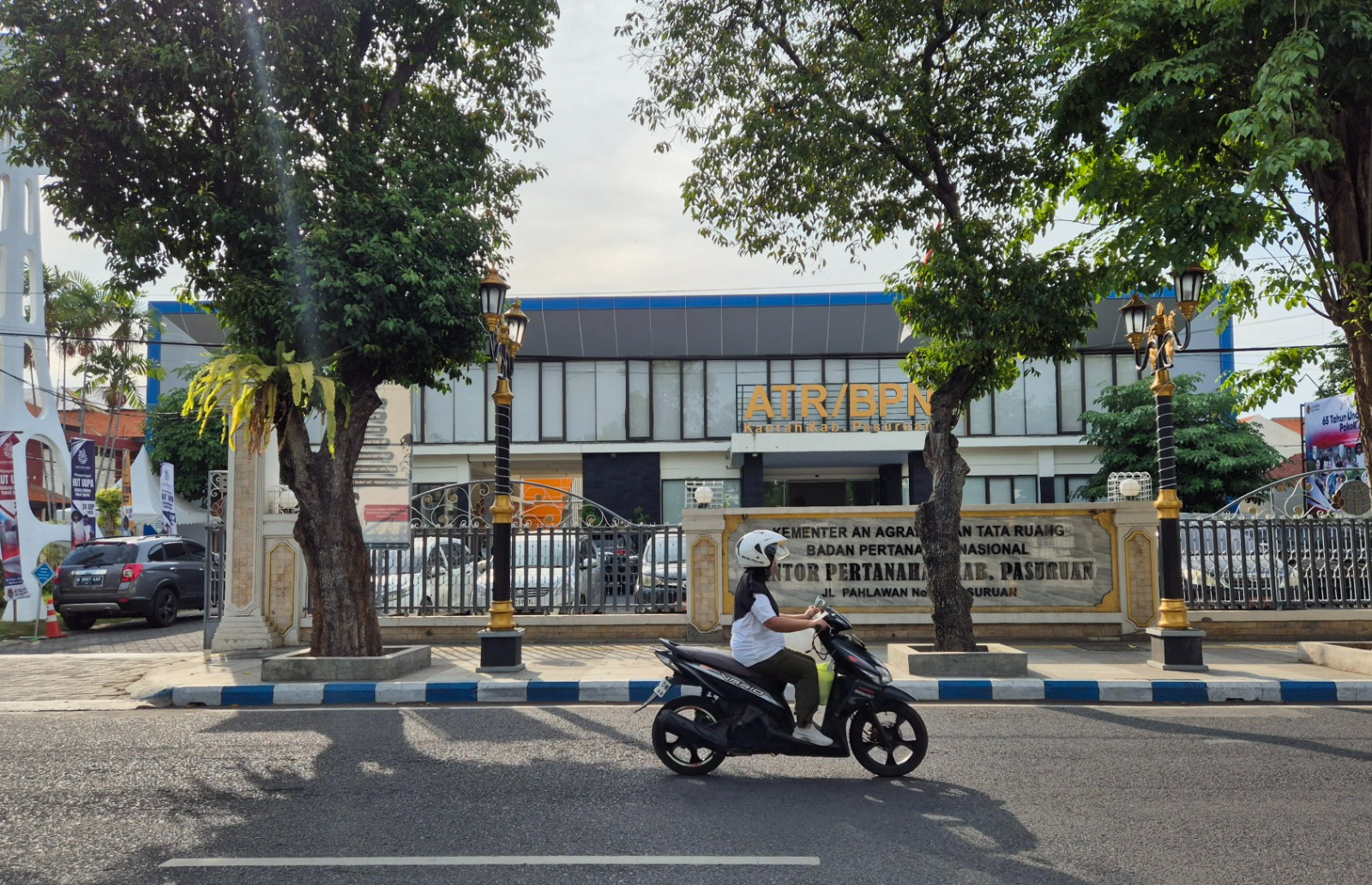 KINI: Sebelum menjadi kantor BPN Pasuruan, dahulu bangunan tersebut merupakan kediaman Residen Pasuruan.