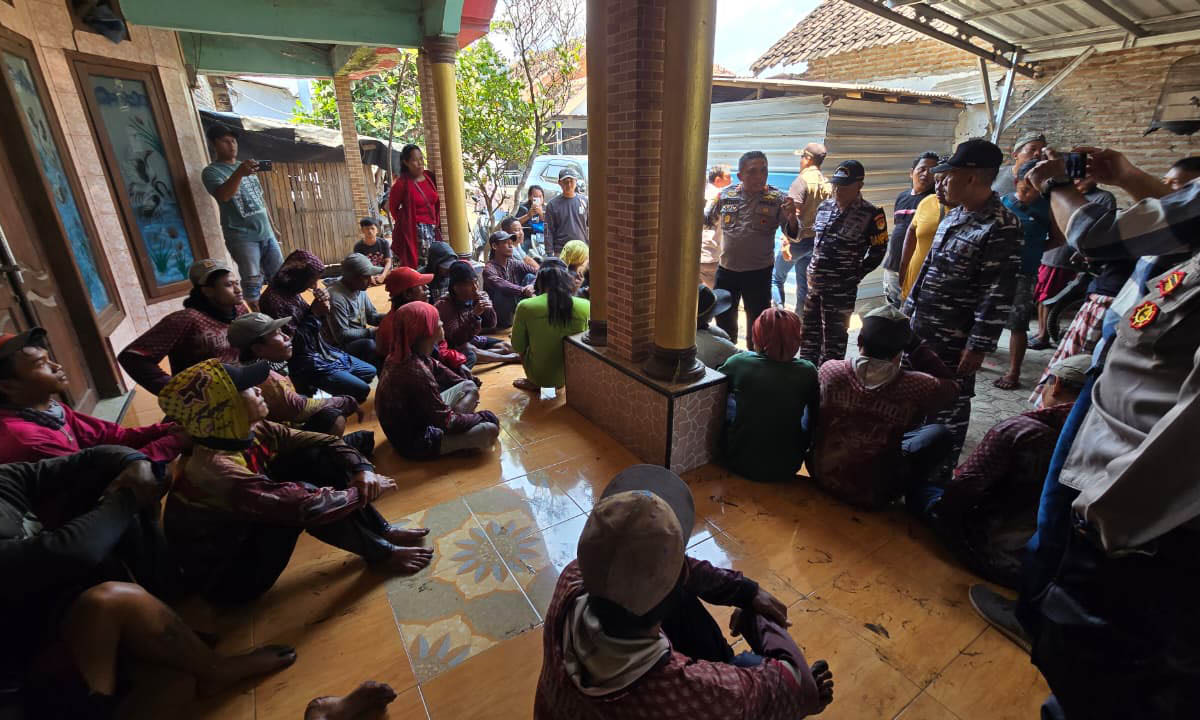 KONFLIK PERAIRAN: Perselisihan antara nelayan Desa Randuputih, Kecamatan Dringu dan Desa Jabung Sisir, Kecamatan Paiton, Kabupaten Probolinggo berakhir damai.