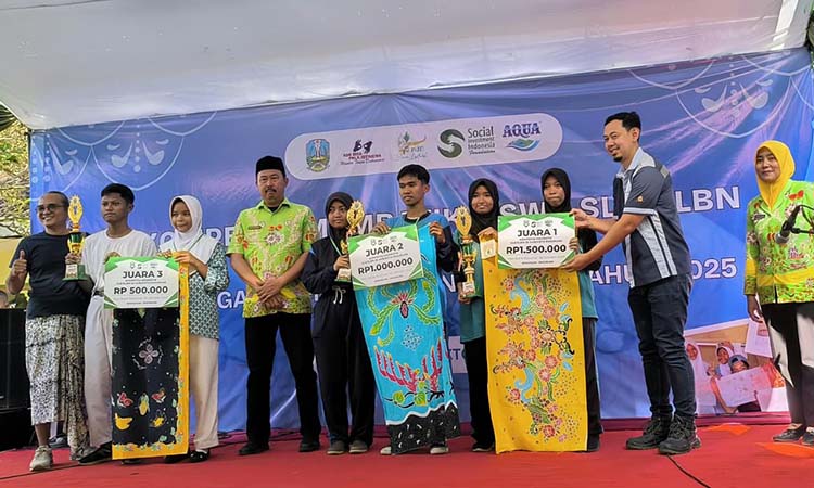 Program pembinaan dan pemdampingan batik tulis kepada siswa siswi SLB se- Kota  dan Kabupaten Pasuruan.