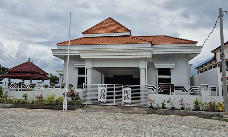 RUMAH PEJABAT: Rumah dinas Ketua DPRD Kota Pasuruan yang sudah difungsikan.