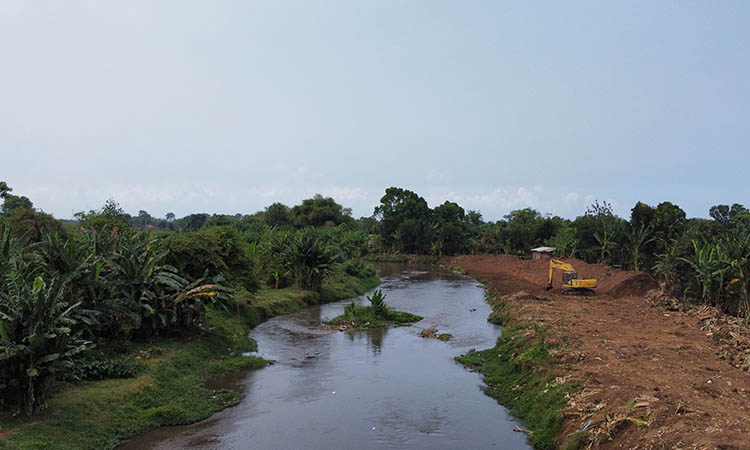 SEDIMEN TINGGI: Sungai Rejoso yang kini tengah dinormalisasi dan sudah mencapai 25 persen dari target.