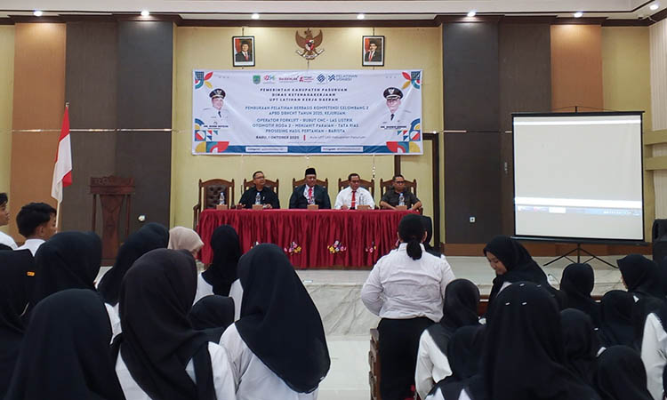 Pembukaan pelatihan Dinas Ketenagakerjaan. Sepanjang 2025 Dinas Ketenagakerjaan membuka 22 paket kejuruan dengan total 352 peserta yang dibagi dalam tiga.