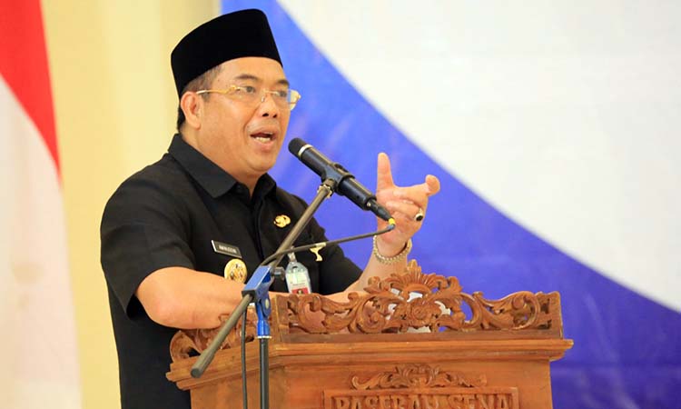 Dibuka oleh Wali Kota Probolinggo dr. Aminuddin, Sp.OG(K)., M.Kes., sedikitnya seratus peserta mengikuti dialog yang berlangsung di Ballroom Paseban Sena Hotel & Resto, Jl. Suroyo, Kota Probol