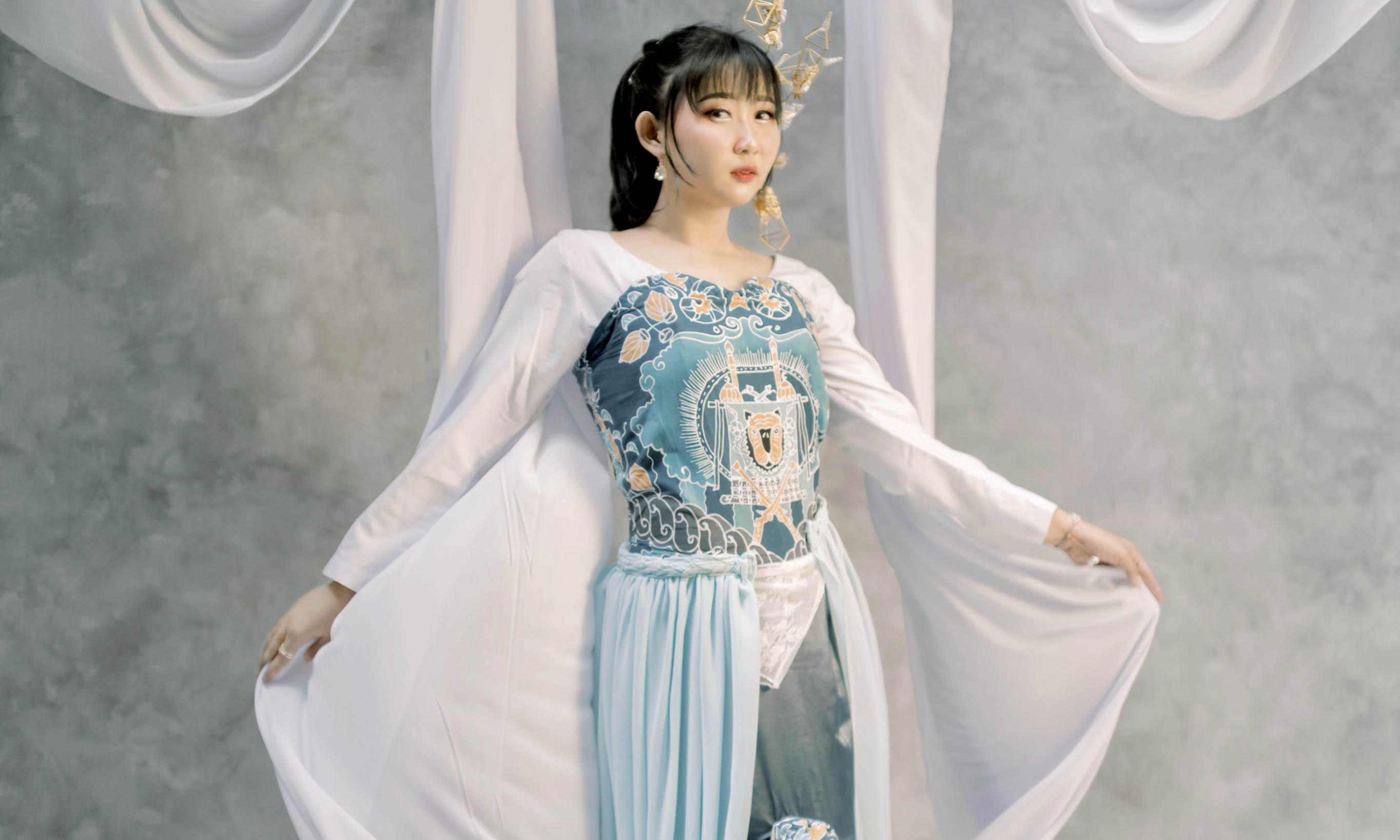 PROFESIONAL: Wanda saat tampil dalam fashion show d malang