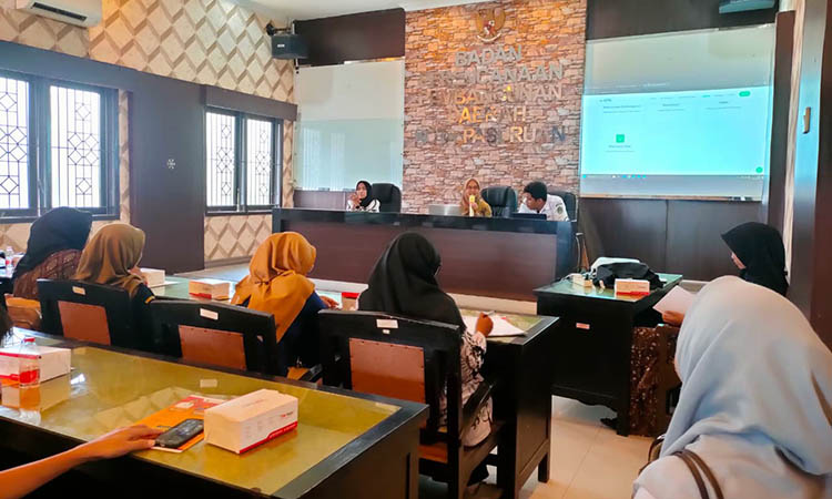 SIAP BERPARTISIPASI: Masyarakat Kota Pasuruan dari berbagai elemen lembaga, asosiasi, karang taruna dan komunitas yang siap berpartisipasi dalam lomba RKC tahun ini.