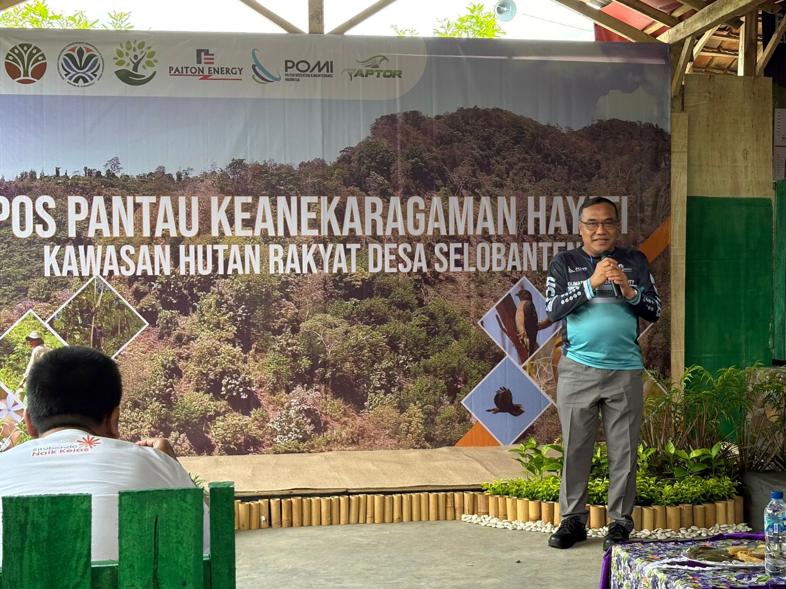 SAMBUTAN: Presiden Direktur PT POMI, Sugiyanto, memberikan sambutan pada peresmian Pos Pantau Keanekaragaman Hayati