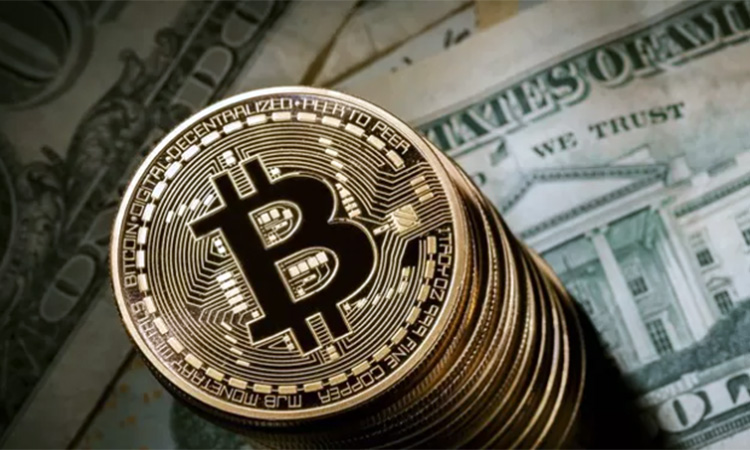 Ilustrasi bitcoin, salah satu mata uang kripto yang popularitasnya terus menanjak.