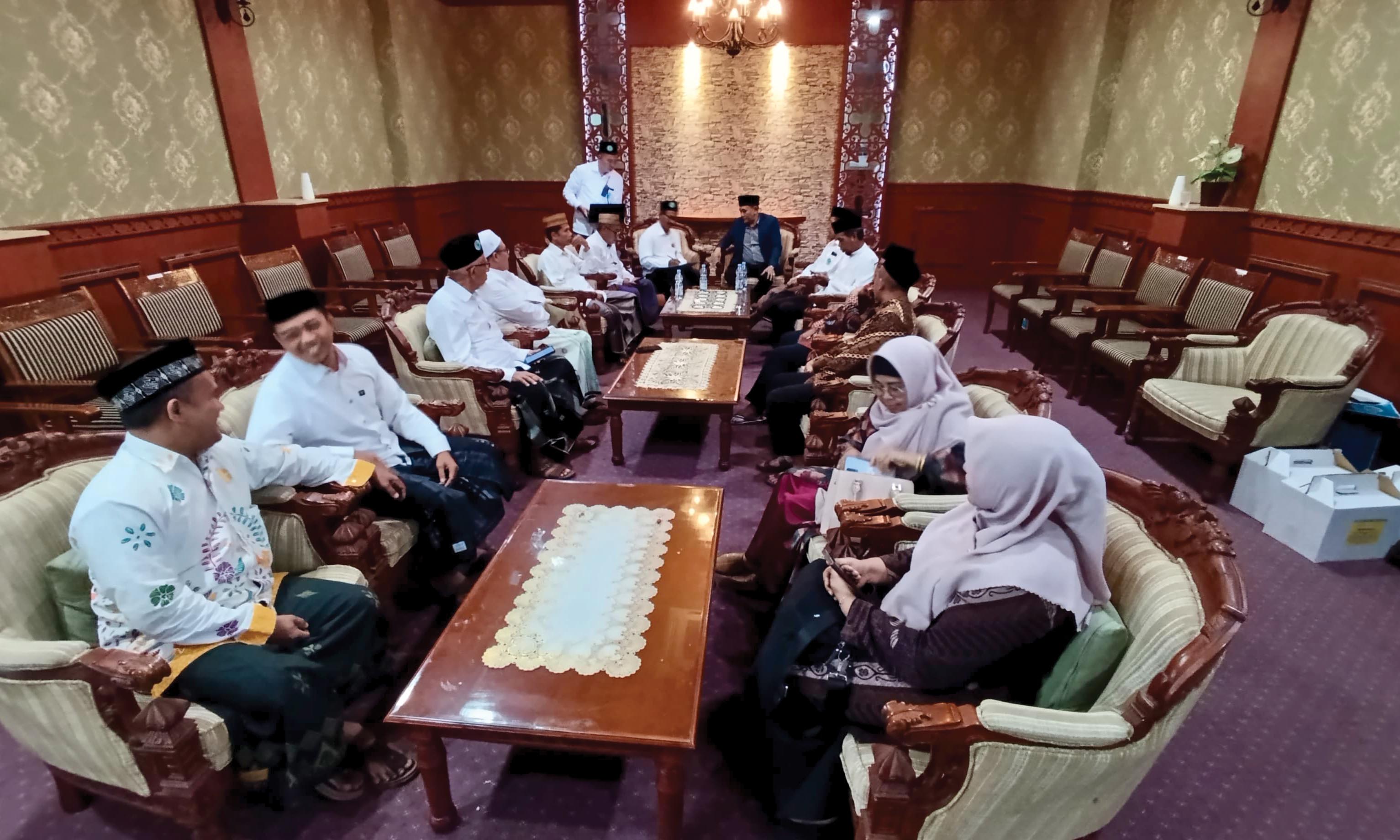 RAPAT : Rapat tim formatur Musda IV MUI Kabupaten Probolinggo.