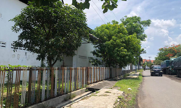 SEKARANG: Potret bangunan Pabrik Simping di Jalan Ikan Cucut 10, Kelurahan/Kecamatan Mayangan saat ini.