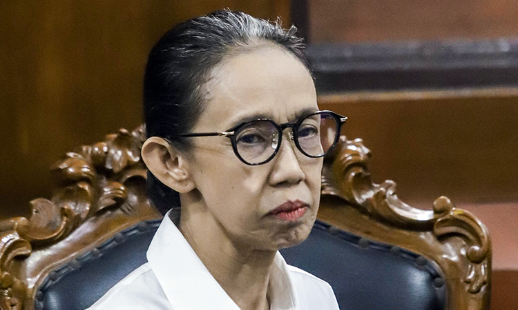 Nany Widjaja saat ikuti sidang.