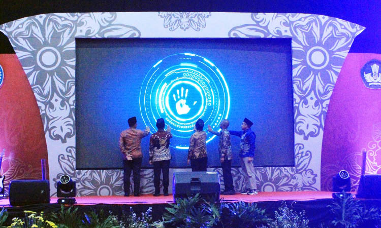 LAUNCHING: Peluncuran Sekolah PRIME yang dilakukan oleh Pemkot Pasuruan. Ini menegaskan komitmen pemkot untuk menyiapkan generasi emas Indonesia di Kota Pasuruan.