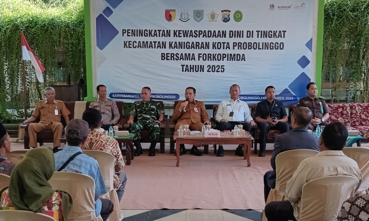 KEWASPADAAN: Peningkatan Kewaspadaan Dini Tingkat Kecamatan difasliltasi Bakesbangpol di semua Kantor Kecamatan se-Kota Probolinggo, salah satunya Kecamatan Kanigaran, Selasa (23/9).