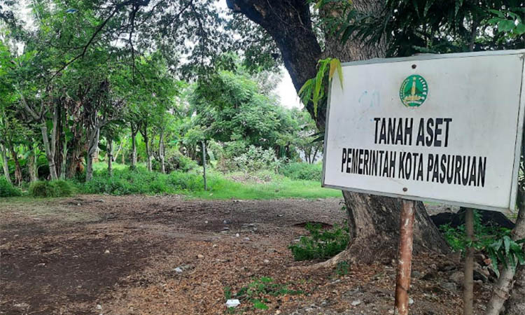 SUDAH DISIAPKAN: Lokasi yang direncanakan dibangun taman di Jalan Imam Bonjol