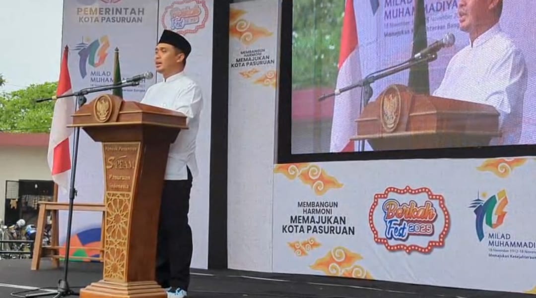 PEDULI UMKM: Walikota Pasuruan, Adi Wibowo saat berikan sambutan di acara Berkah Fest 2025. Dorong peningkatan ekonomi masyarakat melalui UMKM