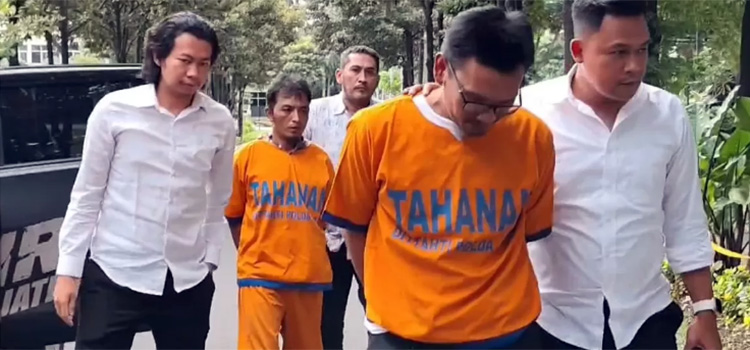 TEGAS: Dua tersangka pelaku pembunuhan mahasiswi UMM Malang di Polda Jatim