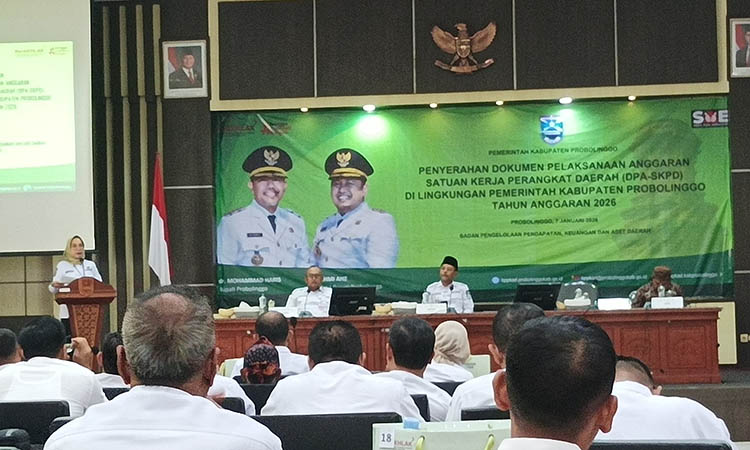 DIEVALUASI: Sosialisasi tentang potensi anomali transaksi beserta strategi pencegahannya yang digelar di Kantor Bupati Probolinggo beberapa waktu lalu.