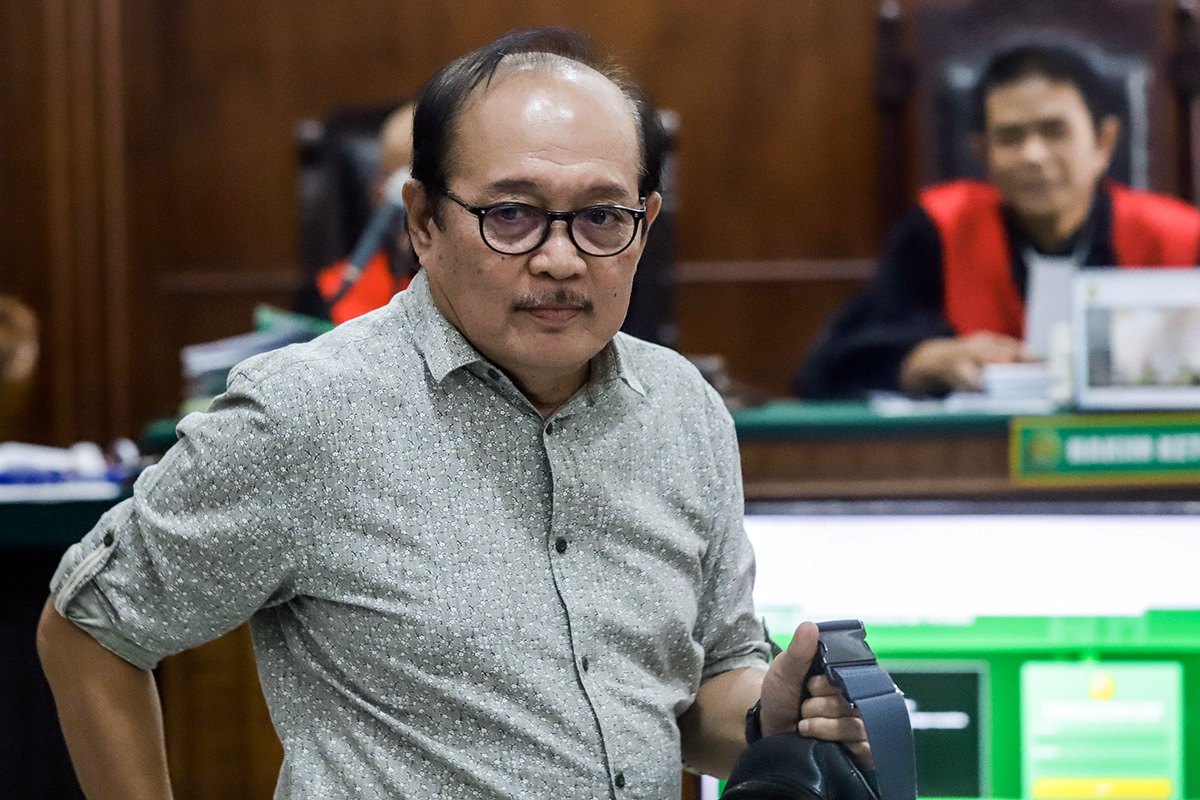 BERI KESAKSIAN: Mohammad Yamin, mantan karyawan Jawa Pos yang dihadirkan oleh Dahlan Iskan dalam sidang.