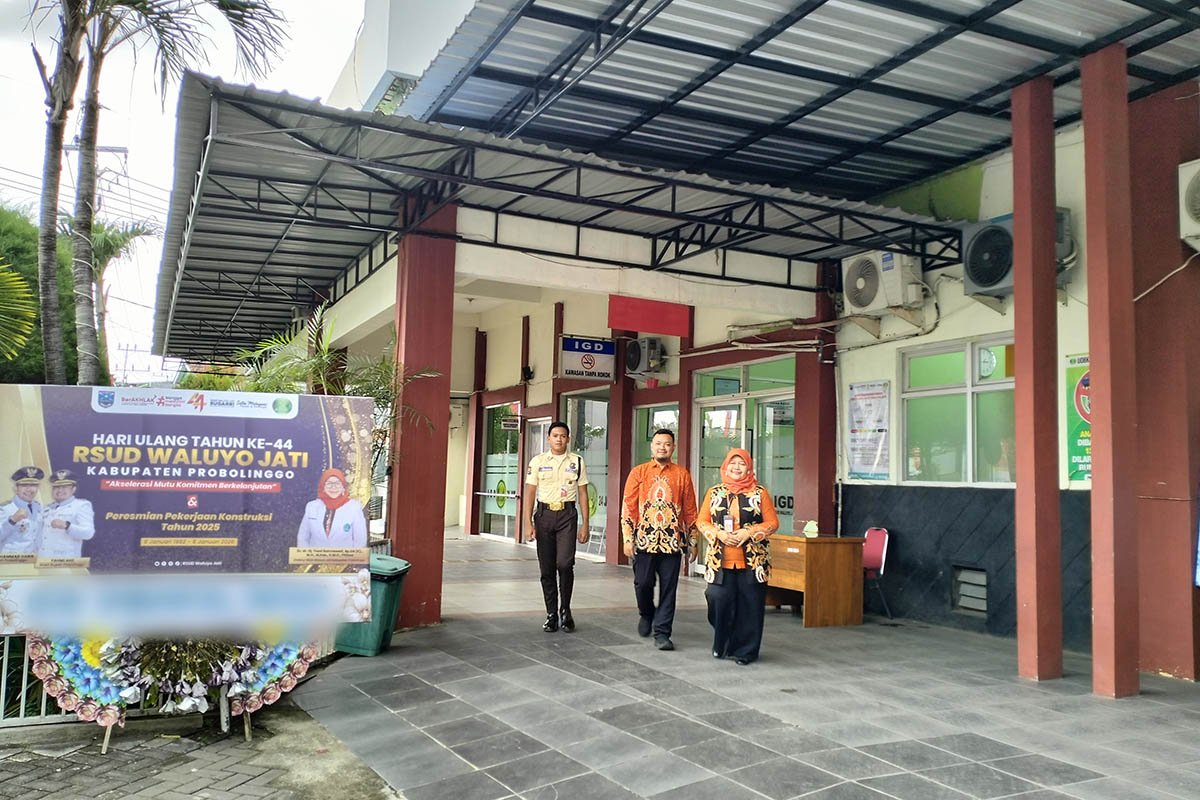 JADI JUJUKAN: RSUD Waluyo Jati Kabupaten Probolinggo semakin berkembang mulai dari layanan kesehatan hingga manajemen rumah sakit. Kini menjelma menjadi rumah sakit jujugan masyarakat.