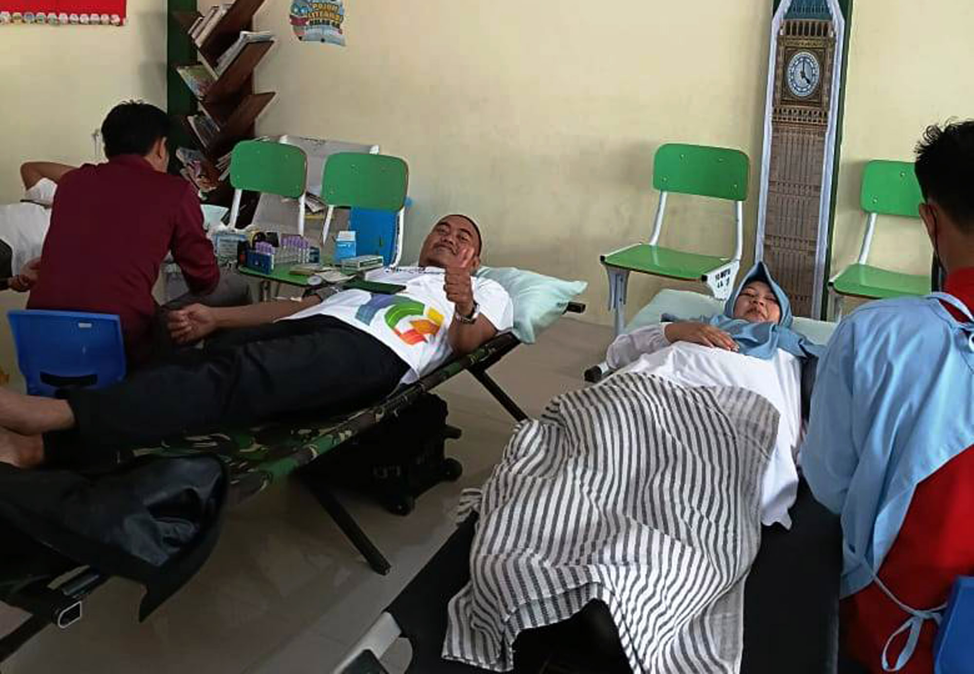 AKSI SOSIAL: Resepsi Milad ke-113 Muhammadiyah di Kabupaten Probolinggo juga dirangkai dengan sejumlah kegiatan. Salah satunya donor darah, Minggu (18/2).