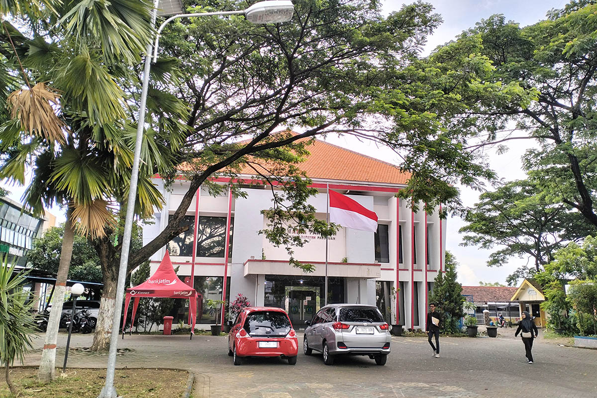 MEGAH: Kantor Kecamatan Pandaan yang tahun ini akan dibenahi. Hal ini, seiring dengan kondisinya yang mengalami kerusakan di beberapa bagian.