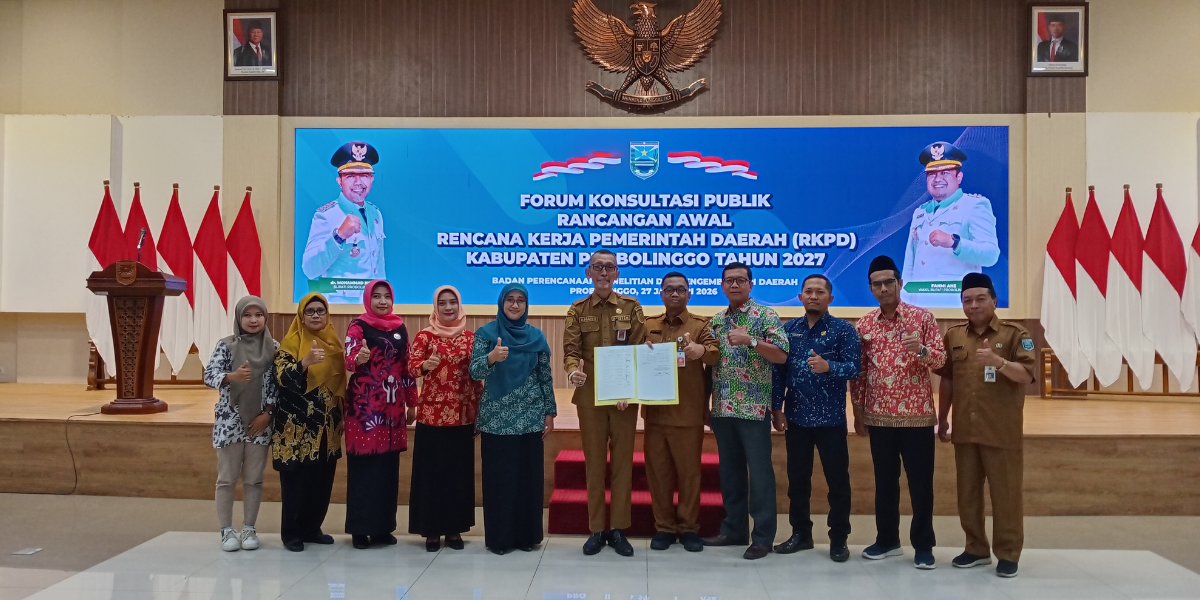 KOMITMEN: Para stakeholder berfoto bersama usai penandatanganan Berita Acara FKP Ranwal RKPD Kabupaten Probolinggo Tahun 2027