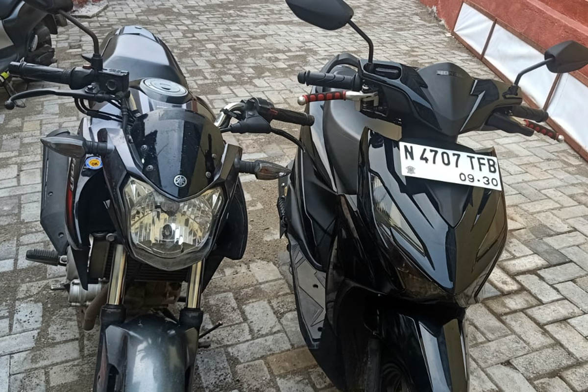 Barang bukti motor yang digunakan para pelaku diamankan petugas.