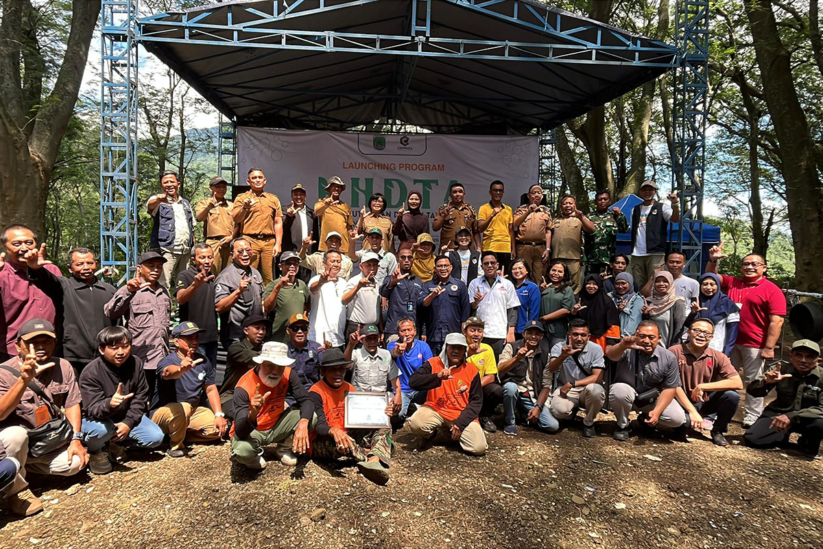 KOLABORASI: Sinergi pemerintah, NGO, dan perusahaan terjalin dengan baik dalam upaya pelestarian alam yang diinisiasi oleh CEMPAKA Foundation.