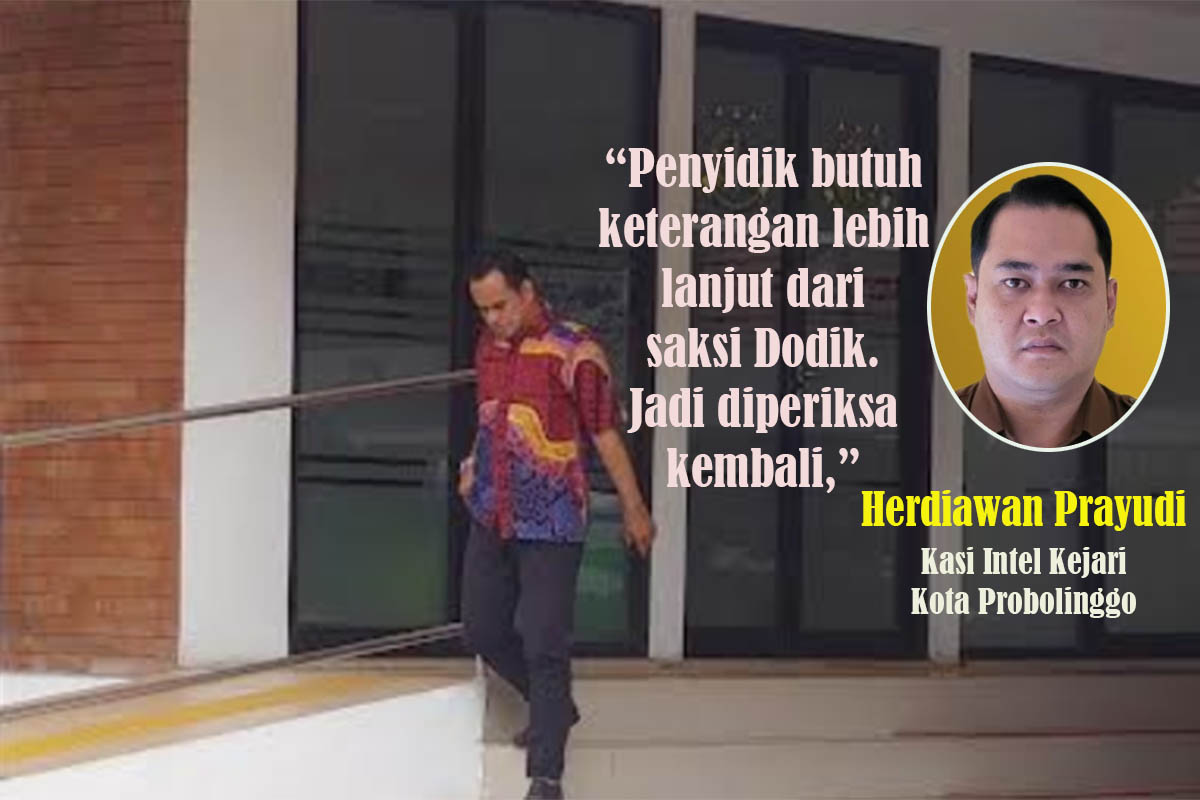 SAAT PERTAMA: Rahadian Juniardi keluar dari kantor Kejari Kota Probolinggo saat diperiksa pertama. Kamis (12/2) lalu dia diperiksa lagi.